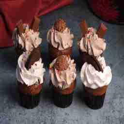 Assorted premium cupcakes [pack of 6]