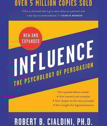 Influence : The Psychology of Persuasion (New and Expanded) Paperback – 25 May 2021