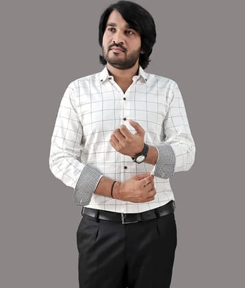 VTEXX Cotton Blend Regular Fit Checks Full Sleeves Men's Casual Shirt - White ( Pack of 1 )