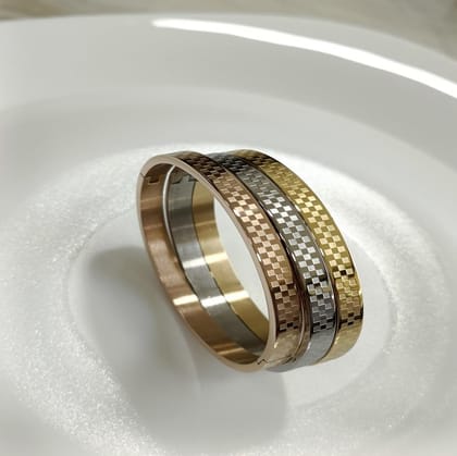 Set of Three Stainless Steel Unisex Kada- STKD 4172