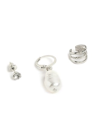 JustPeachy Silver-Toned Contemporary Studs Earrings