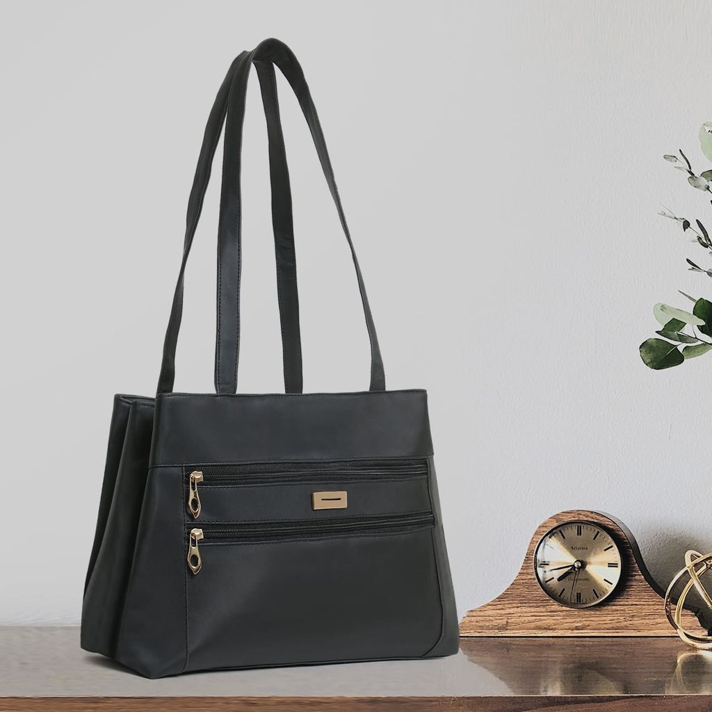 Handbag, Elegance in Every Detail