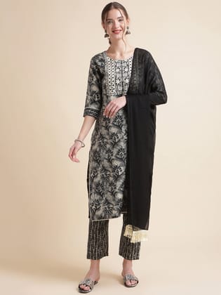Black Embroidered Cotton Blend Round Neck Kurta Set-S