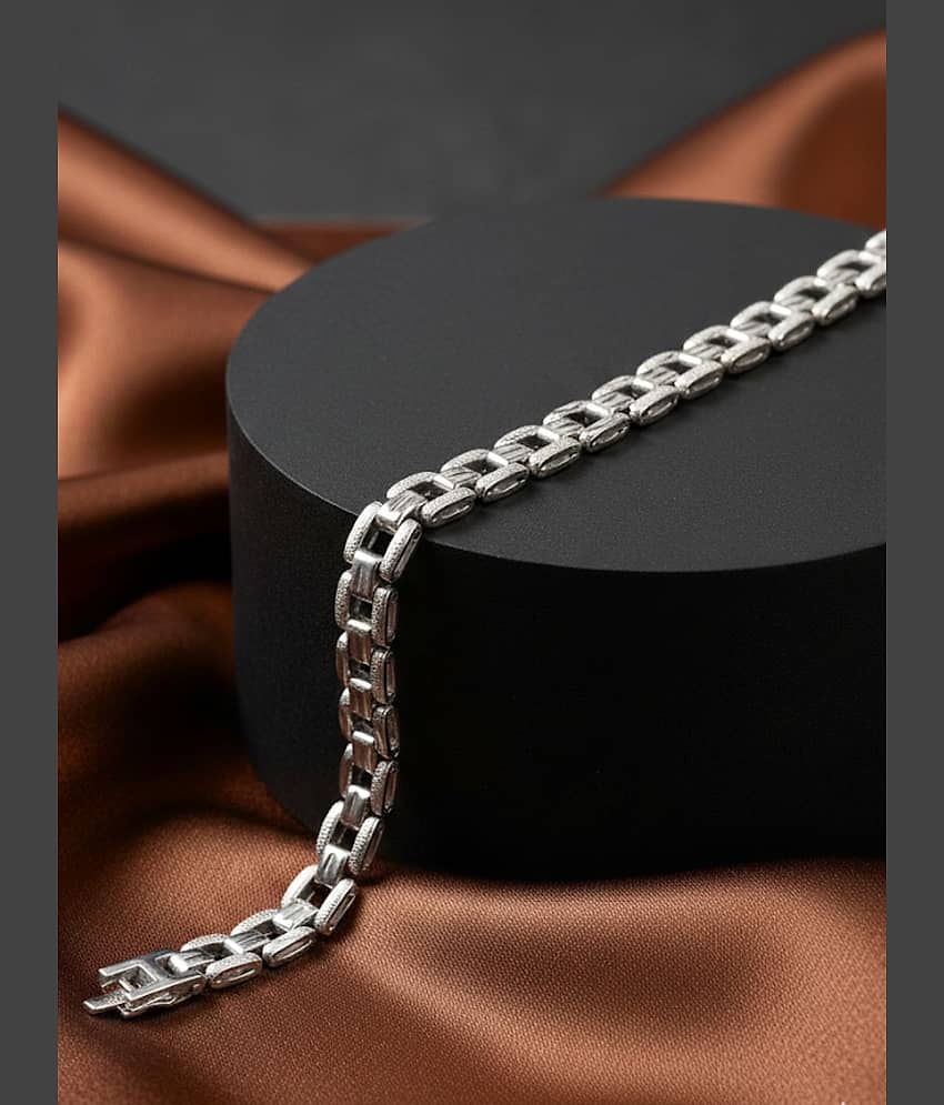 Style Wind Silver Bracelet ( Pack of 1 )