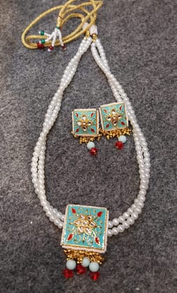 White Pearl Mala with Meenakari Pendant