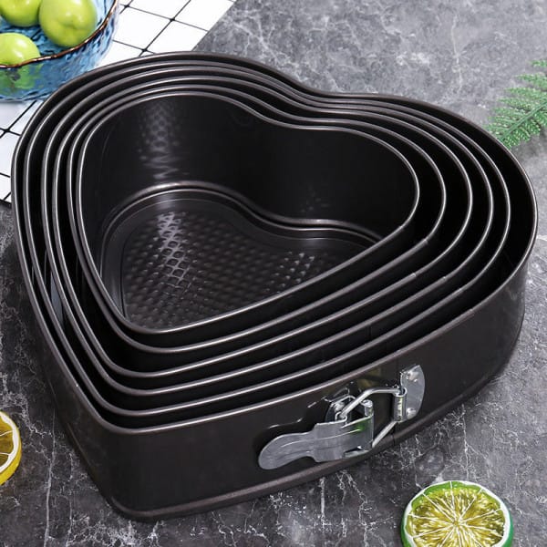 Wholesale Item - 5 PCS HEART SHAPE CAKE MOULD - MOQ 8 Pieces