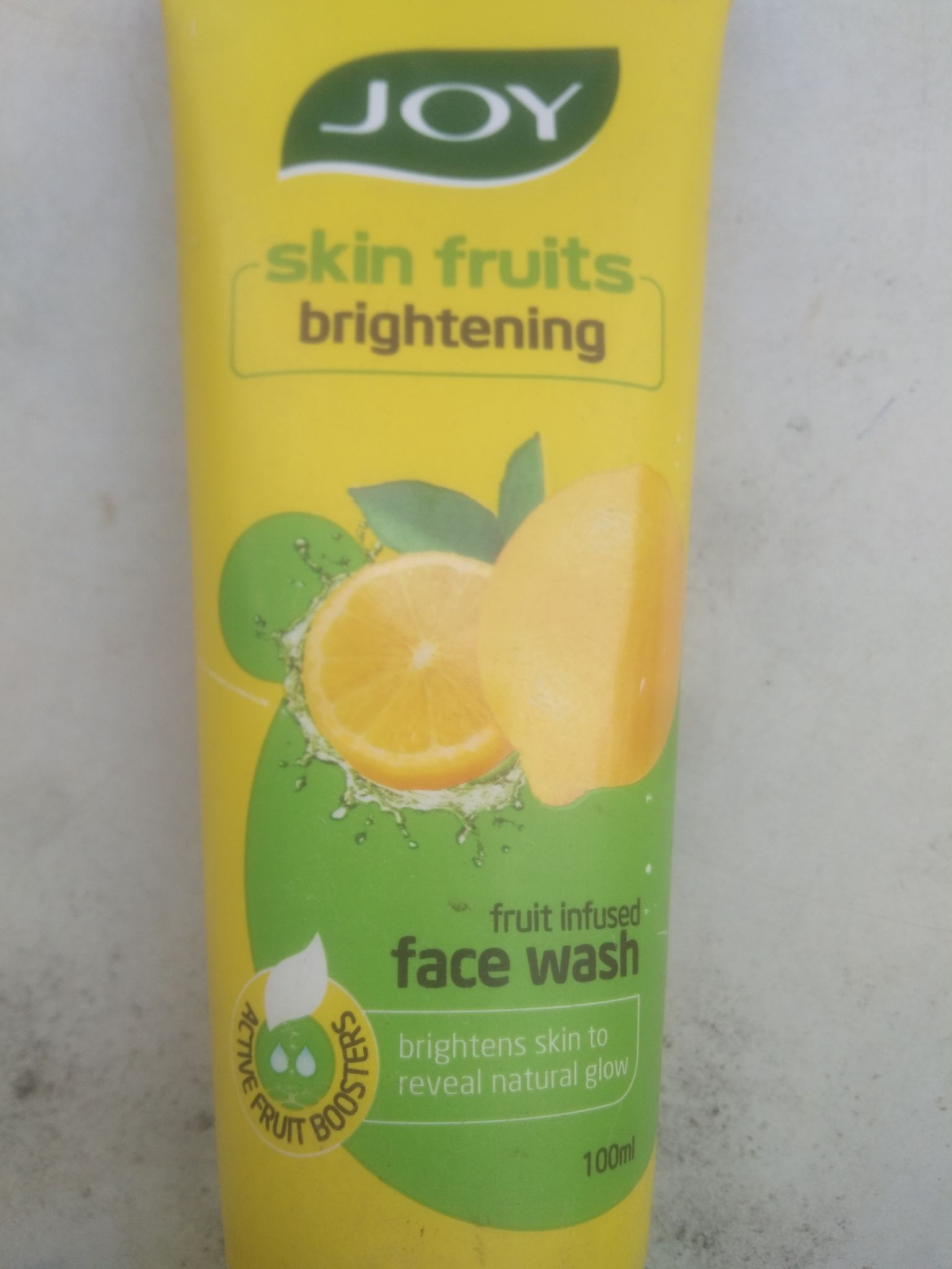 Joy fruit infused brightening face wash