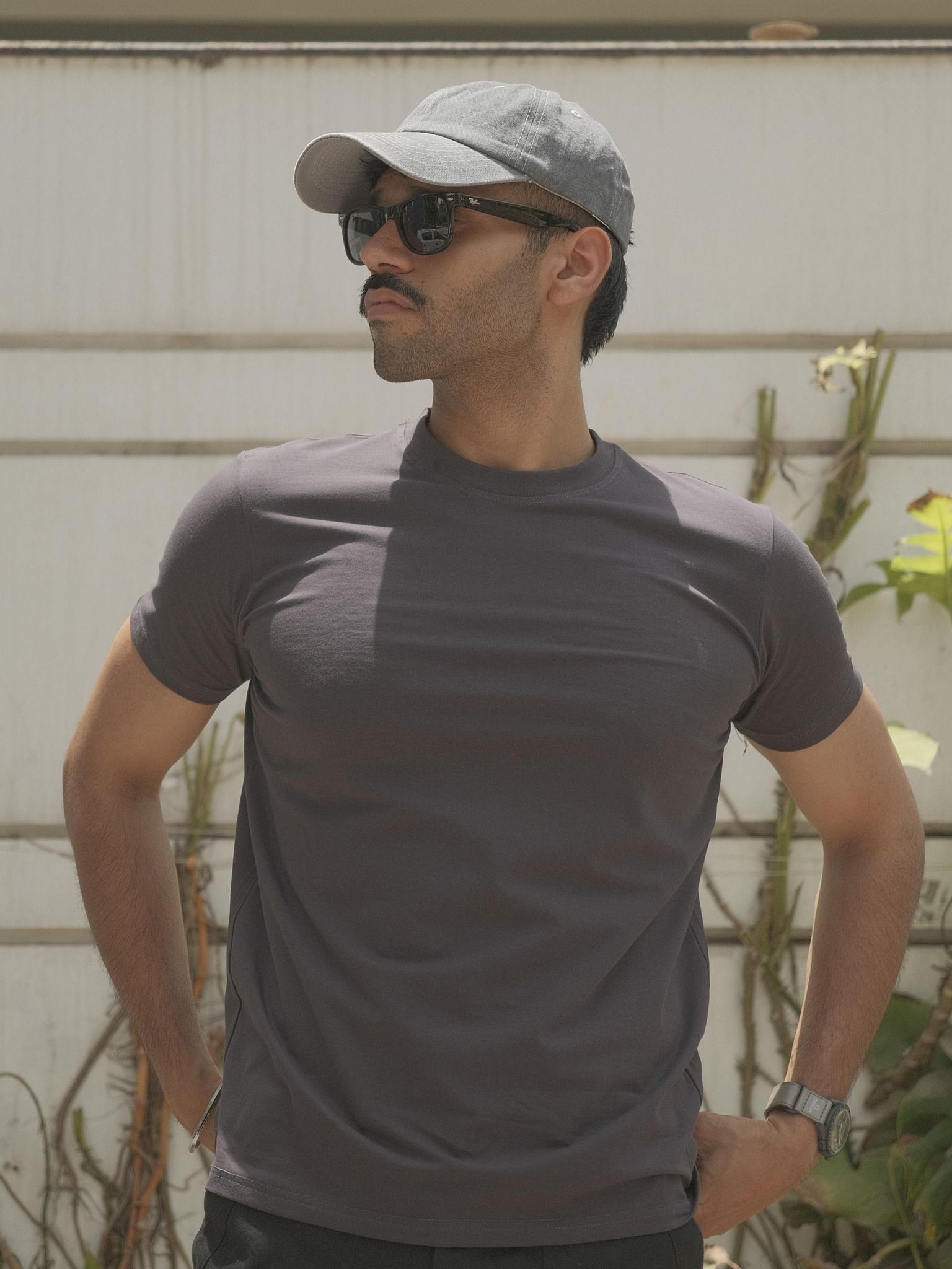Basic Slim Fit T-shirt - Smoke Grey-X-large