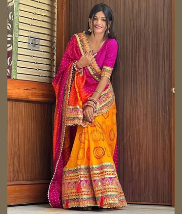 Samah Silk Blend Printed Bandhani Sarees With Unstitched Blouse Piece ( Yellow )
