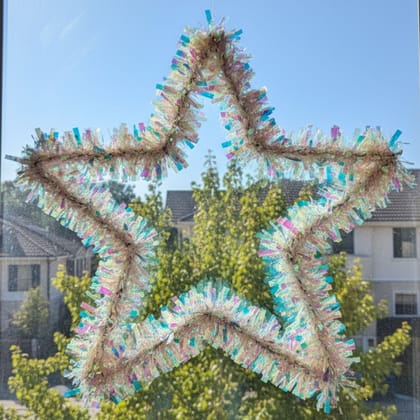 Iridiscent Star Shaped Wreath 24"