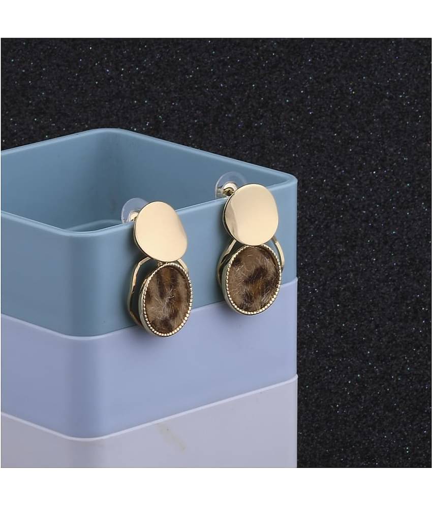 SILVER SHINE  Amzaing Gold Plated Party Wear Studs Star Earring For Women Girl