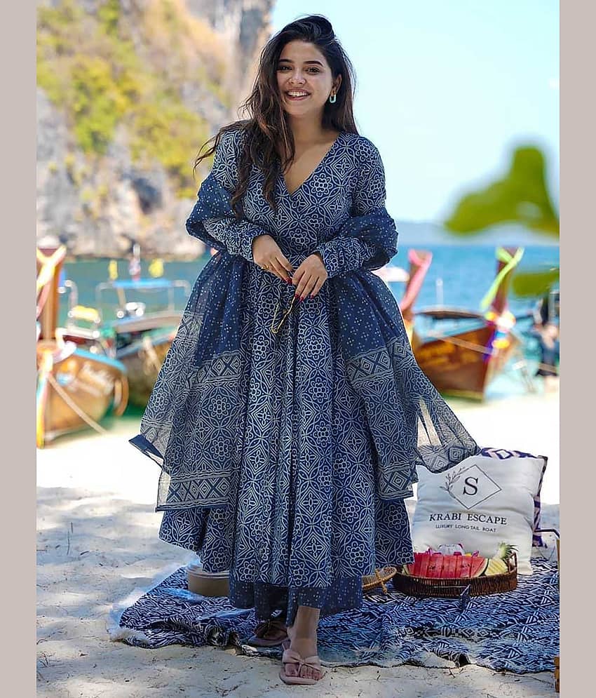 kedar fab Women Rayon Printed Anarkali Kurti With Palazzo ( Blue )