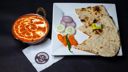 Shahi Paneer With Butter Naan Combo