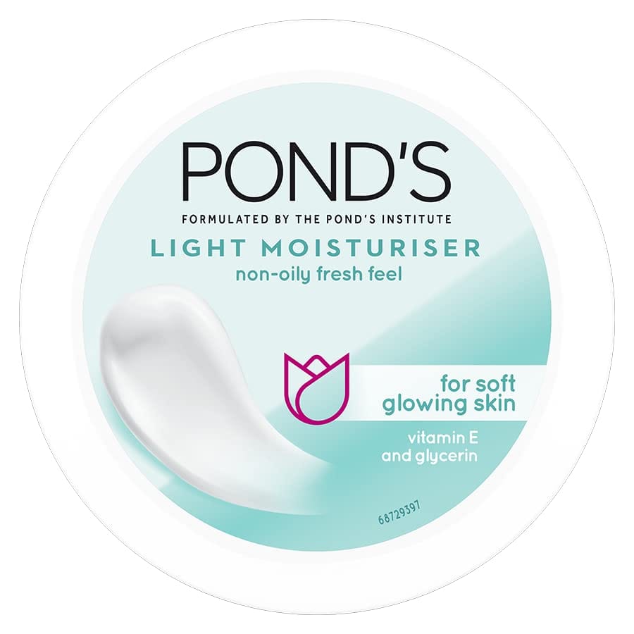 Pond's Light Face Moisturizer, Daily Lightweight Non-Oily Cream With Vitamin E For Soft Glowing Skin, Spf 15 - With Vitamin C & Niacinamide, 200 Ml