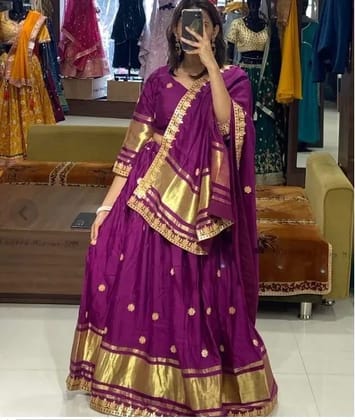 Lehnga  Model Gajji silk with gota work, Fullstich