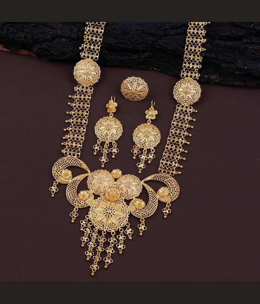 ShreejiHuff Alloy Golden Traditional Necklaces Set