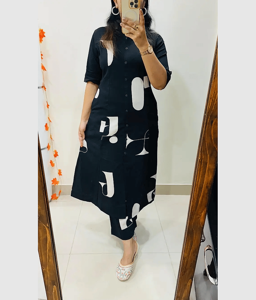 YAGNIK FASHION Women Rayon Printed A-line Kurti With Palazzo ( Black )
