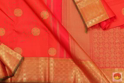 Red Handwoven Kanjivaram Pure Silk Saree Pure Silk Pure Zari For Wedding Wear PVG 4010