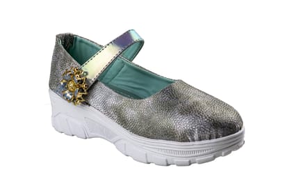 Titas Silver / Green Girls Shoe-Silver/Green / 12