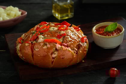Korean Cheese Bun with Grilled Chicken