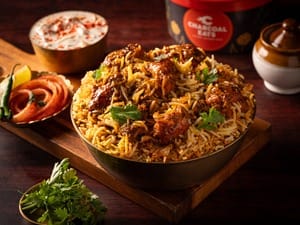 Lucknowi Chicken Dum Biryani (Boneless, Serves 2)