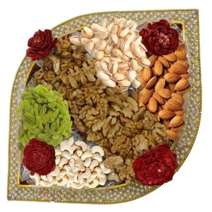 De-Luxe Festivity Nutty Gift Tray