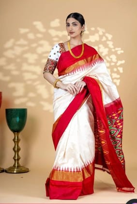 Pure Pochampally Ikkat Silk Body Color Cream Border Pallu Red