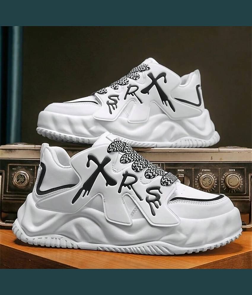 Xtoon White Men's Outdoor Shoes