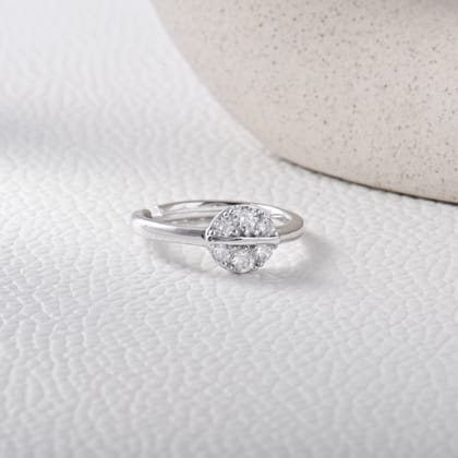 Gleaming Halo Zircon Silver Ring