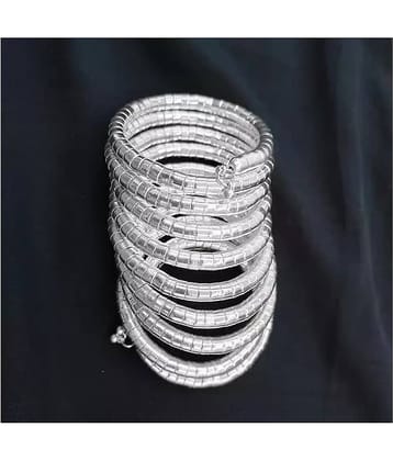Samridhi DC Silver Bangle ( Pack of 1 )