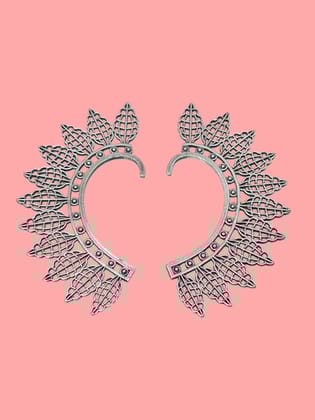 NVR Women Silver Plated Oxidised Leaf Style Ear Cuff-Onesize / Silver / Brass