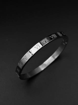 Roman Kada (Small Size)