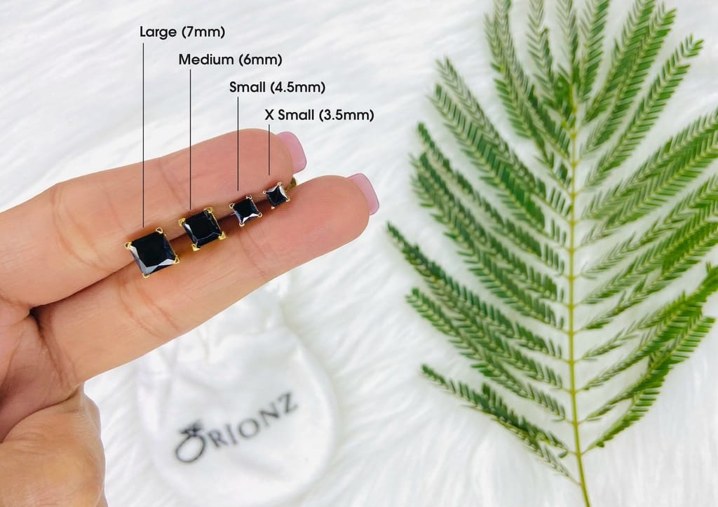 Black Princess Solitaire Men's Ear Stud (1 Pc Only)