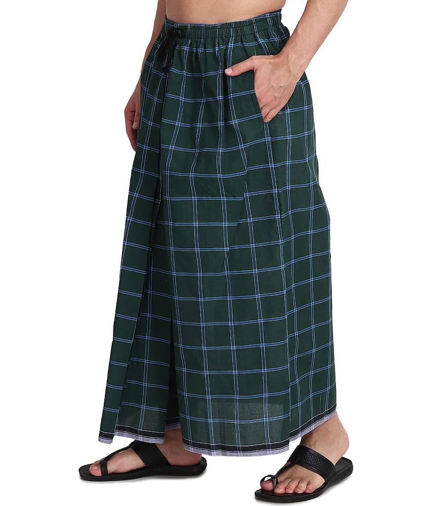 Gowri Tex Elastic Cotton Blend Men's Lungi With Dual Pocket (Green, Pack of 1)