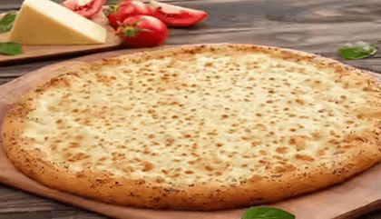 Double cheese margherita pizza