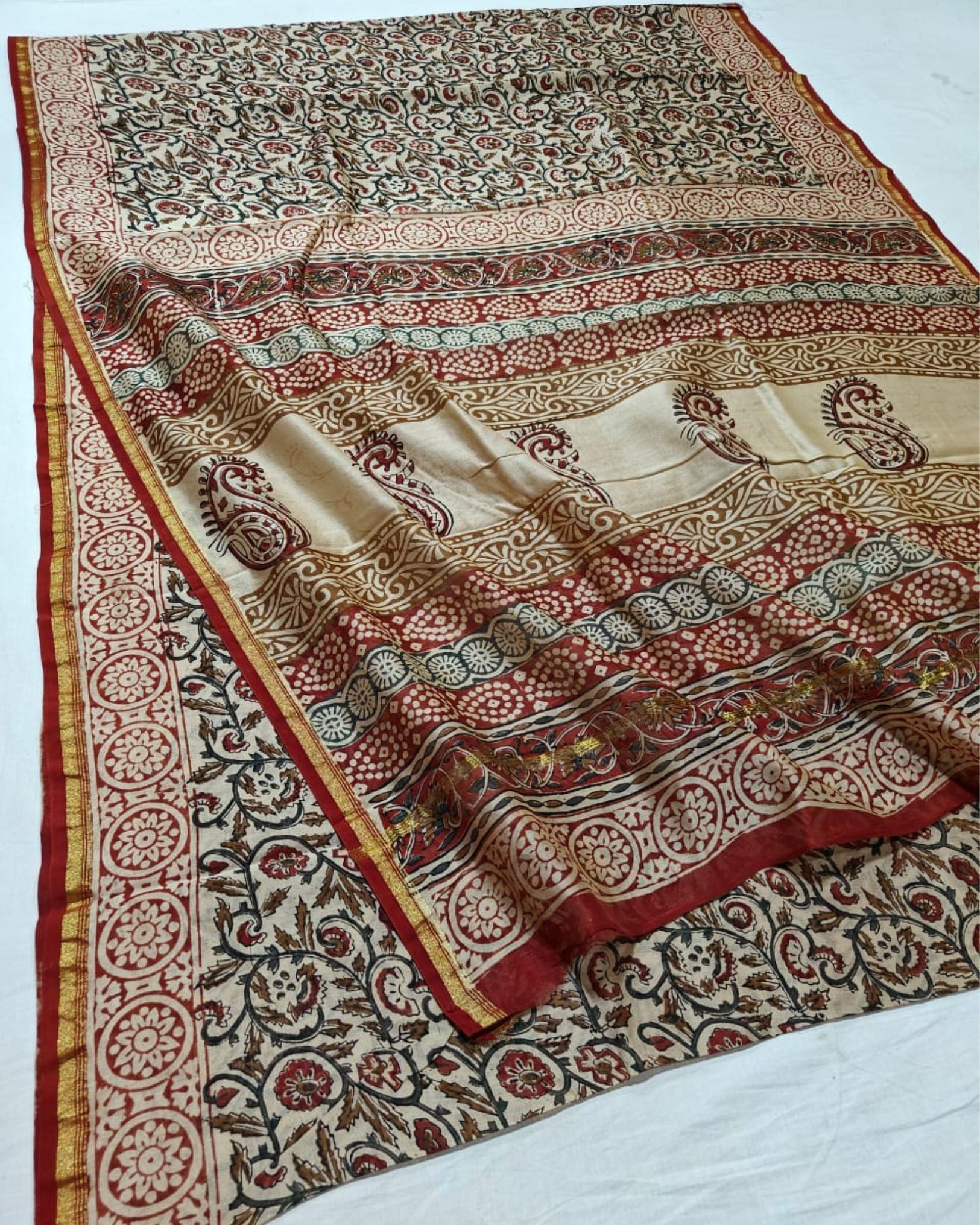 Whispering Petals Kalamkari Chanderi Silk Buff Beige Saree