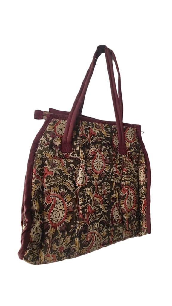 AP MEPMA KALANKARI BAGS Handcrafted Quilted Cotton Tote Bag with Paisley Print and Zipper Closure
