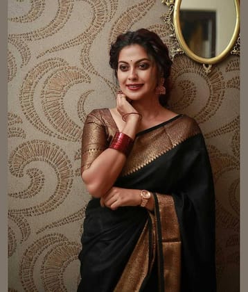 Vastukala Silk Woven Saree With Unstitched Blouse Piece ( Black )
