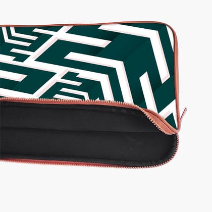 "Zig Zag Print" Laptop Sleeves: Bold Modern Design for Every Size-17" / Brown