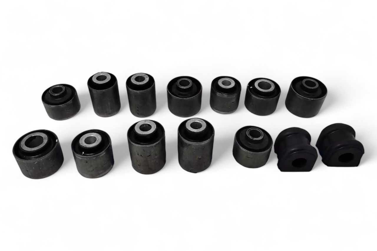 Autokoi Rear Suspension Bush Kit AV686726