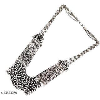 Elite Graceful Women Necklaces  Chains