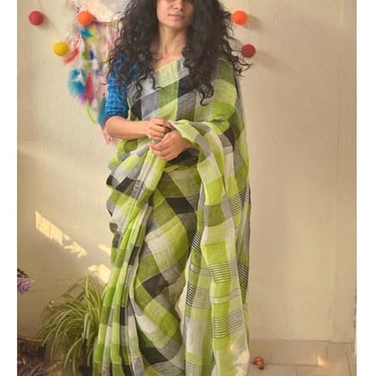 Light Green colored Party wear Linen Digital Printed Sari 1331
