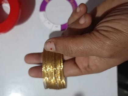 Exquisite Bangles Adorn Your Wrists with Style