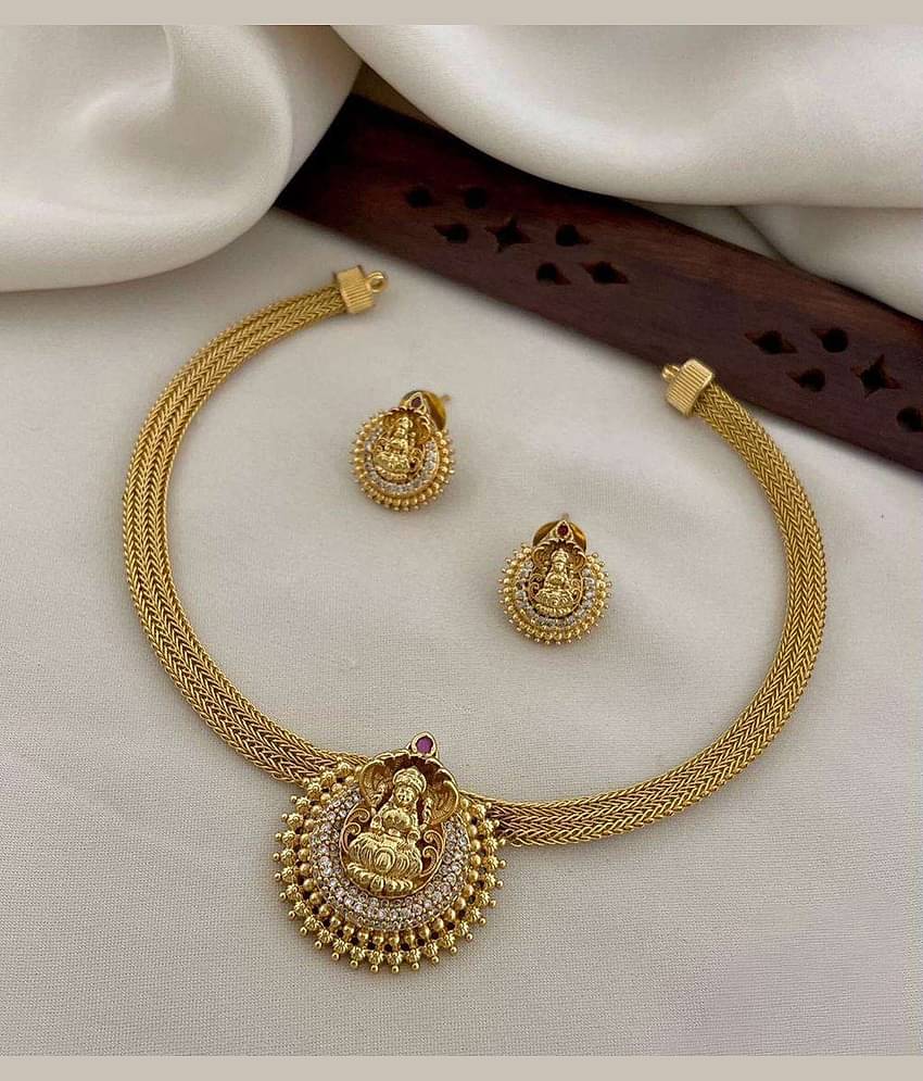 ROFARWORD Gold Brass Necklace Set ( Pack of 1 )