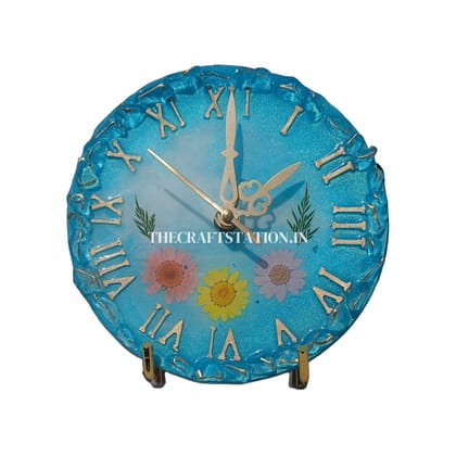 Elegant 6-Inch Table Clock with Real Daisy Flowers & Durable Golden Metal Stand - Battery Operated, Heatproof & Stylish Home Decor