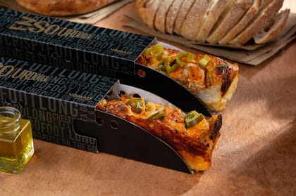 Korean Peri Peri Chicken (Extra Spicy) Footlong Pizza