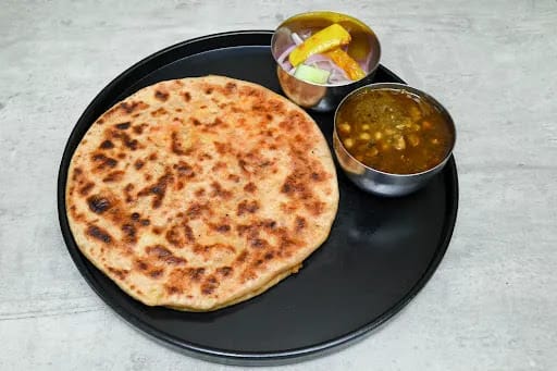 Tawa Aloo Paratha Thali