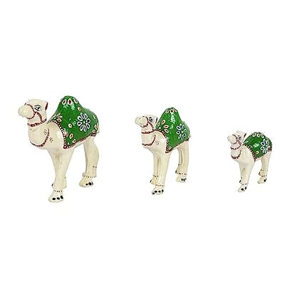 DreamKraft Paper Mache Handmade Camel Showpiece (Set of 3, White)