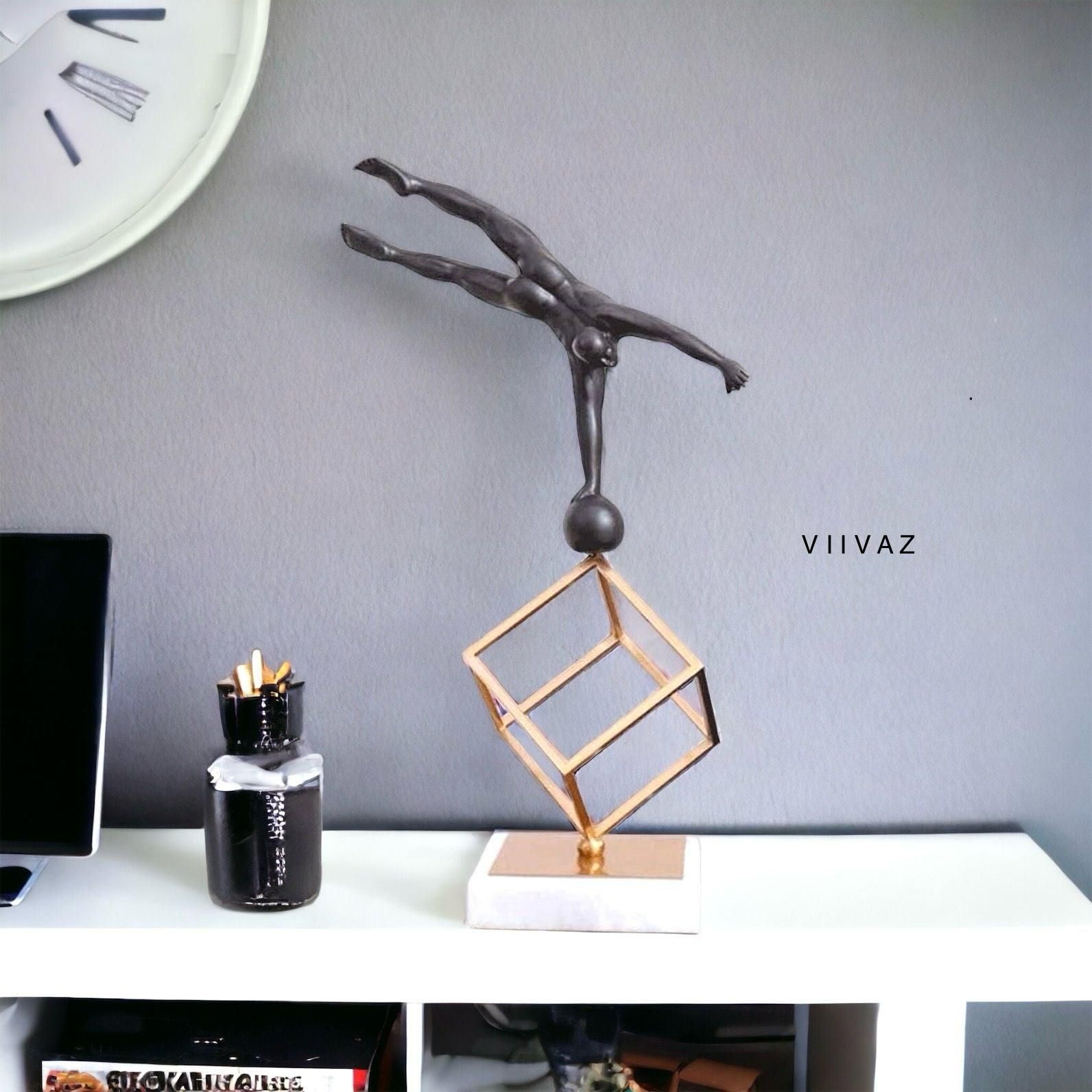 Marvellous Balance Showcase by Gymnast-Black Gold / Polyresin | Gloss Finish / H: 18 | L: 11 | W: 8 ( Inches)