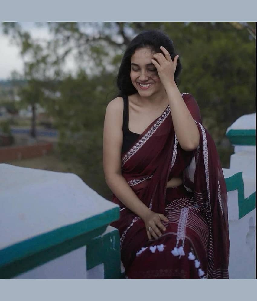 SARADA HANDLOOM Cotton Solid Saree With Unstitched Blouse Piece ( Maroon )